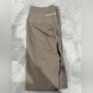 Alphalete taupe legging